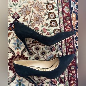 Sam Edelman black suede pump US 6.5
